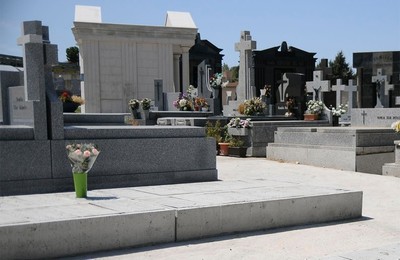 /media/noticias/fotos/pr/2020/10/27/2020-10-27-dia-de-todos-los-santos-conoce-las-normas-de-seguridad-frente-al-covid-19-para-las-visitas-los-cementerios_thumb.jpg