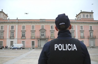 /media/noticias/fotos/pr/2021/04/09/la-policia-local-de-boadilla-incorpora-siete-drones-para-labores-de-vigilancia-aerea_thumb.jpg