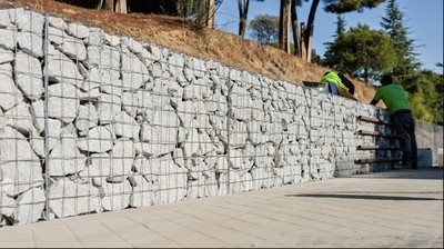 /media/noticias/fotos/pr/2025/09/27/muro-de-piedra_thumb.jpg