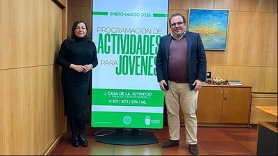 /media/noticias/fotos/pr/2025/12/16/concejal-de-juventud-y-alcalde-de-boadilla_thumb.jpg